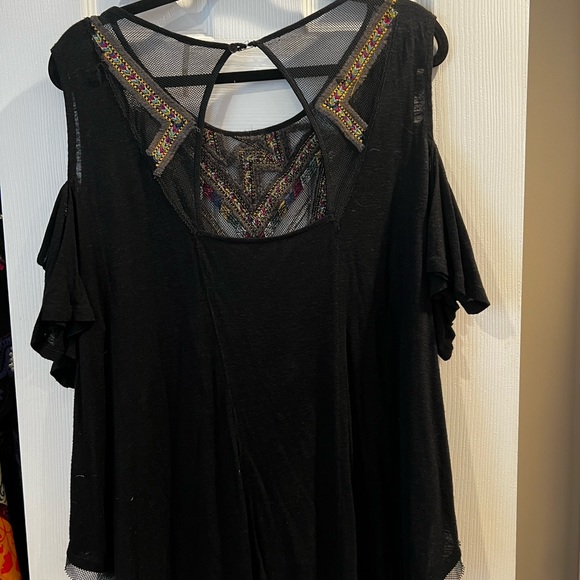 FREE PEOPLE VINTAGE embroidered and beaded top size L - Picture 3 of 10